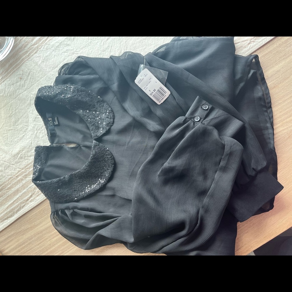 Forever 21 Glam Black sequin collar blouse BNWT Small